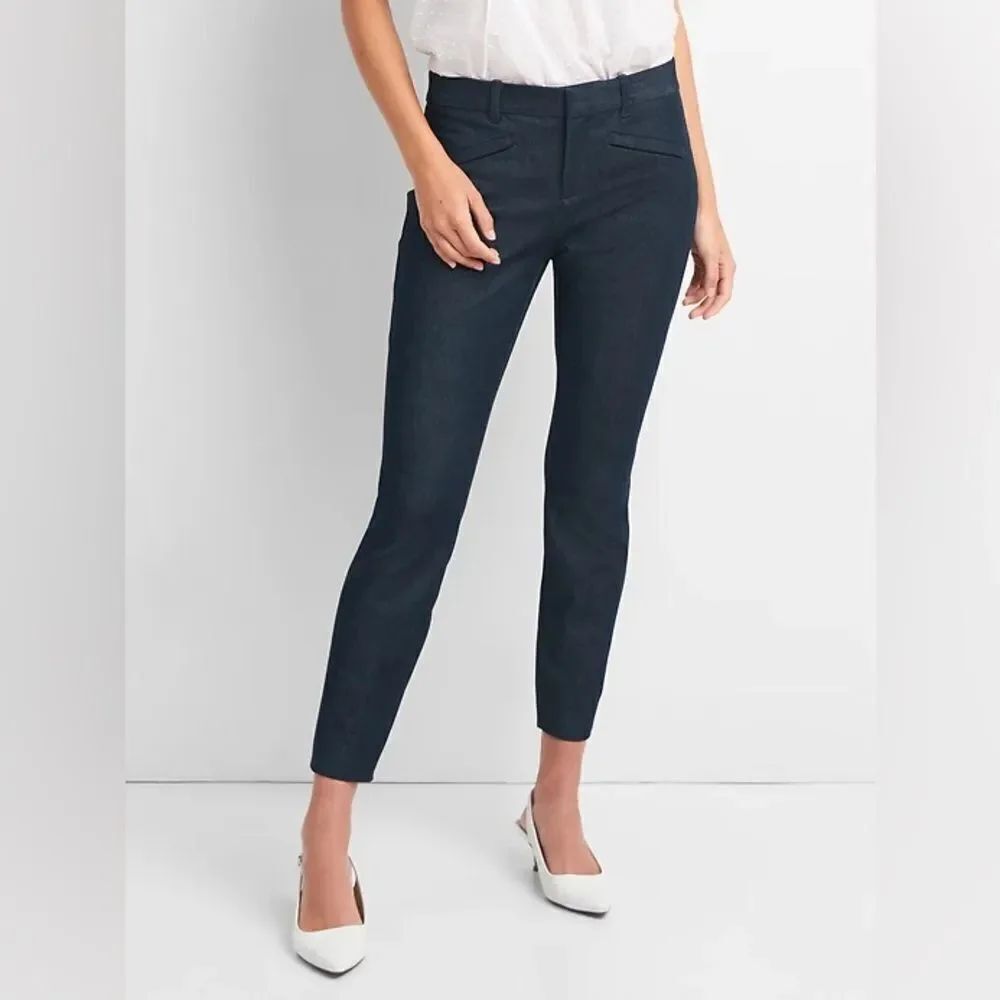 GAP Signature Skinny Cigarette Pants *NEW*